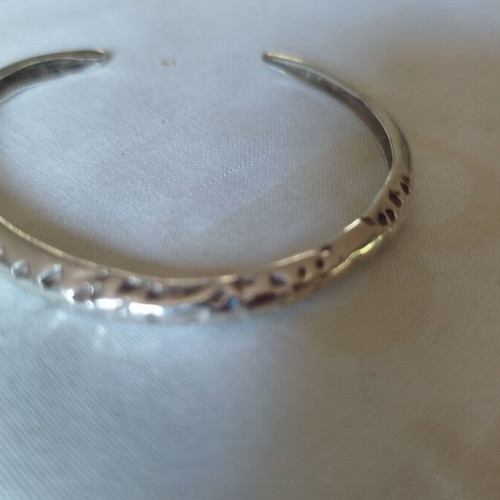 Handmade 925 Silver Bracelet new, hammered design with adjustable size