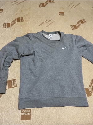 Nike grey sweatshirt size M like new