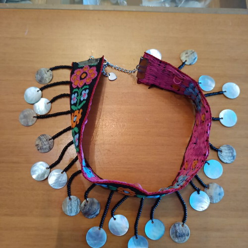 Ethnic choker with flowers and beads like new, boho fabric with stainless steel chain