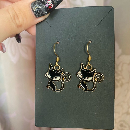 Cat earrings new, black and gold tone