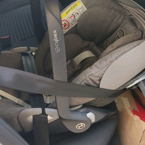 Cybex Cloud Z i-Size Platinum car seat used