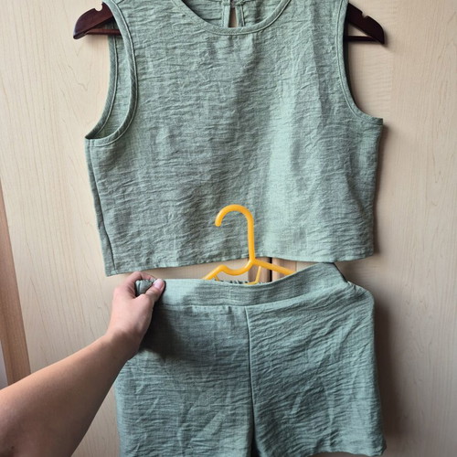 Shein crop top and shorts set sage green size S/M like new