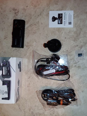 Camera αυτοκινήτου Black Box με 3 κάμερες και 64αρα μνήμη καινούργια