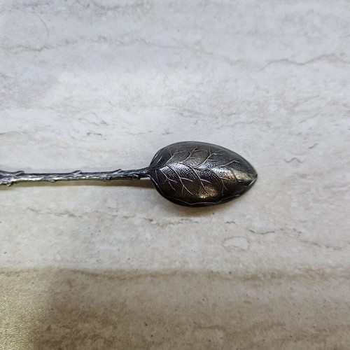 Vintage set of 12 teaspoons with handmade branch design, like new