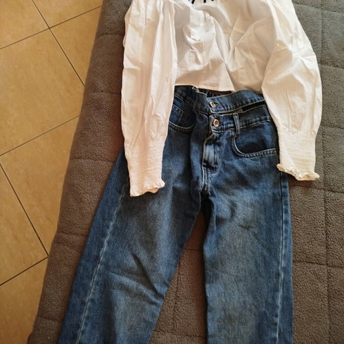 Abel & Lula set size 10 like new, white and blue