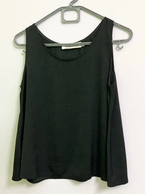 Moutaki black top S/M, lightweight