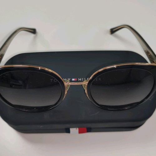 Tommy Hilfiger sunglasses like new, black and gold
