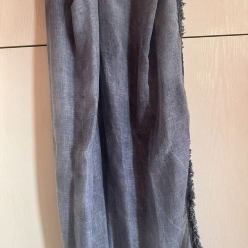 Scarf and shawl like new, gray