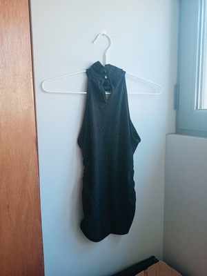 Black halter neck sleeveless blouse CLOSS size S like new
