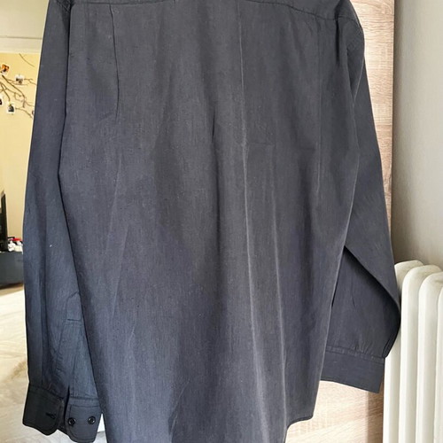 Men's dark gray shirt large like new