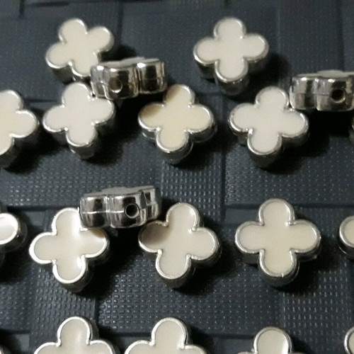 27 Crosses, white with silver color for crafts and constructions, new plastic, Stauros