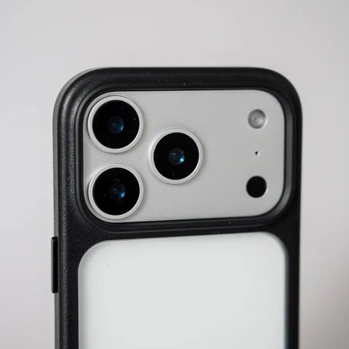 OpenCase MagSafe Case for iPhone 17 Pro Max new, sealed