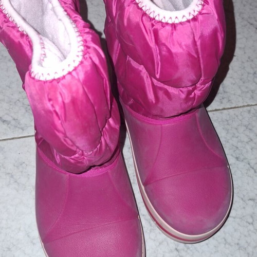 Crocs χειμερινές παιδικές μπότες puff σαν καινούργιες, ροζ, μέγεθος 30-31 EU
