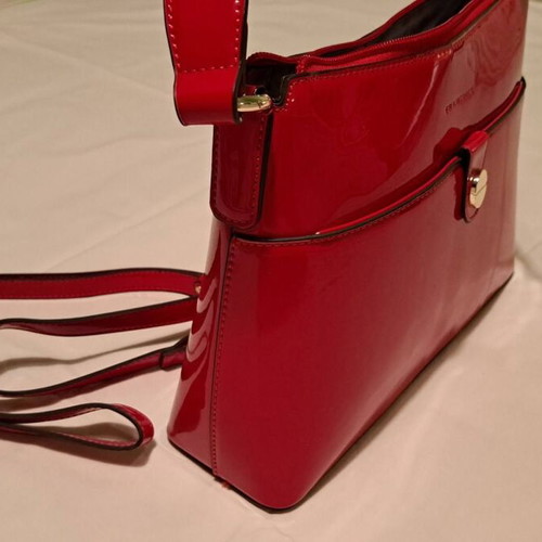 Francinel red patent leather shoulder and handbag