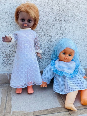 Old dolls used, set of two