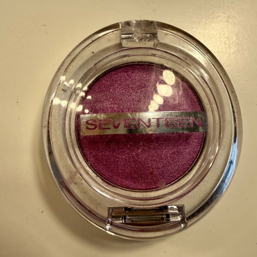 Silky Shadow Pearl eyeshadow by Seventeen new