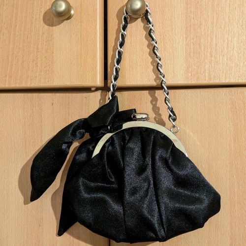 Accessorize τσαντάκι χειρός μεταχειρισμένο, μαύρο