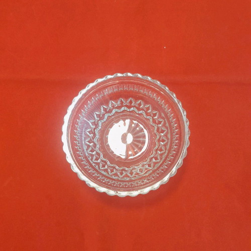 Small vintage glass fondant dish used, 14 cm with beautiful designs