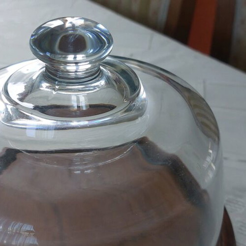 Cheese dish like new with wooden base and glass lid