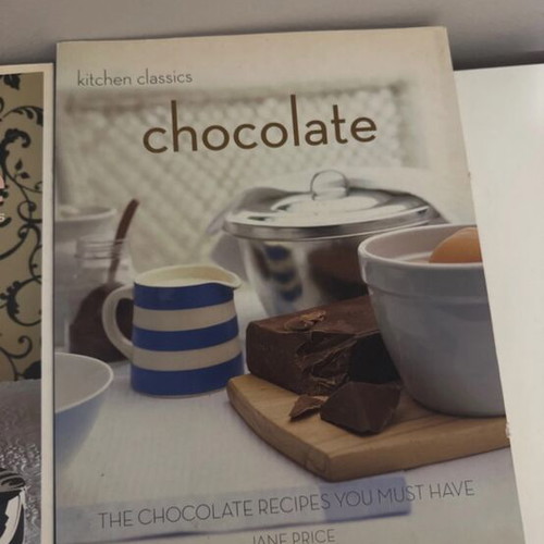 Pastry cookbooks like new, set of 3 English books