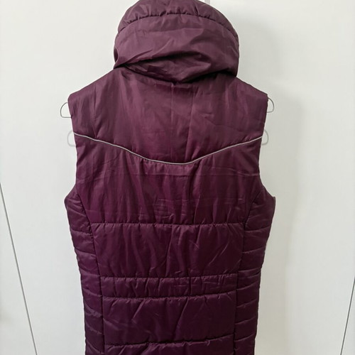 Puma hooded vest like new, lightweight and warm