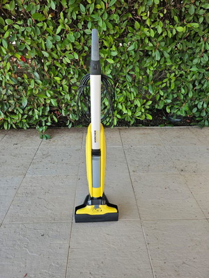 Karcher FC5 Hard Floor Cleaning Machine - Yellow. Thessaloniki Area