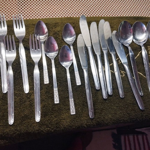 Cutlery set used, assorted from different sets