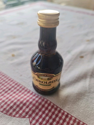 Συλλεκτική μινιατούρα Carolans Irish cream liqueur 50 ml σαν καινούργιο