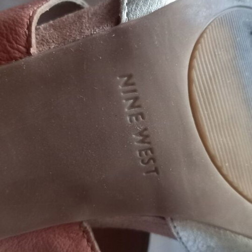 Nine West leather sandals used, size 39-40, gold and orange