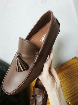 Robinson Brown Leather Moccasins Size 41 New