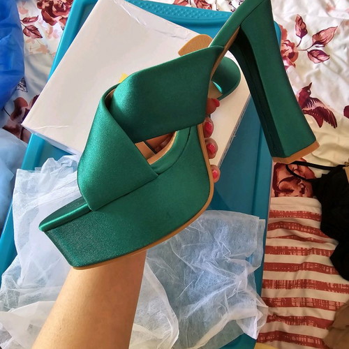 Satin mules green new, size 38