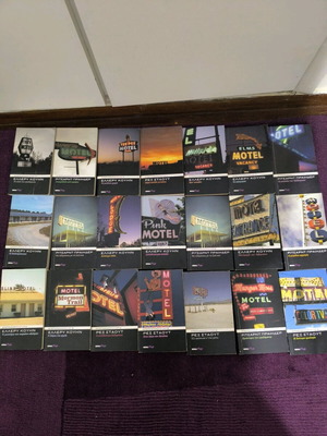 Noir Pocket Collection used