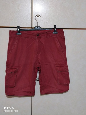 Men's shorts bermuda size M like new burgundy