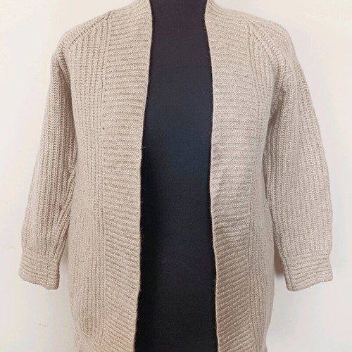 Massimo Dutti wool cashmere cardigan size M like new