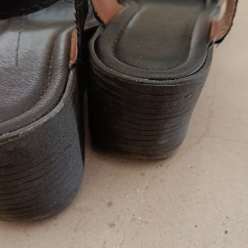 Platform sandals size 41 used, black and brown, comfortable