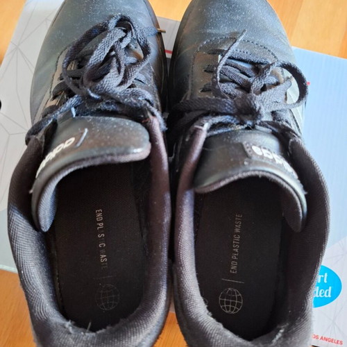Adidas sneakers black size 40 like new