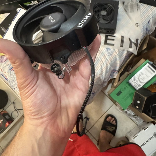 AMD Wraith CPU Cooler Socket AM4 like new