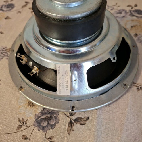 Mirage FRX S8 speakers used 400 W, genuine drivers