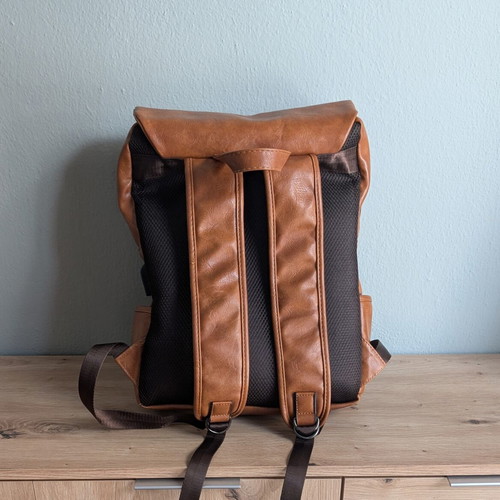 Vintage unisex backpack in brown faux leather with laptop compartment
