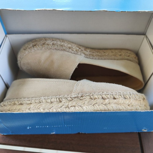 Viguera beige espadrilles, suede leather, handmade