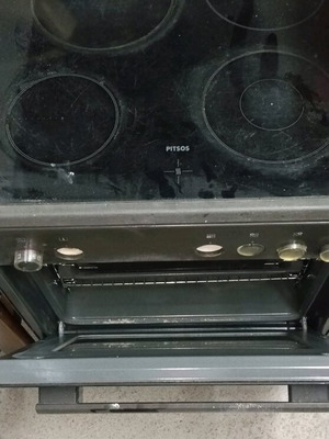 Pitsos kitchen stove used, 60 cm, needs knobs
