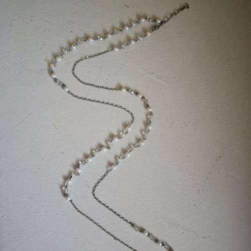 Long necklace with pearls and beads used, white and silver