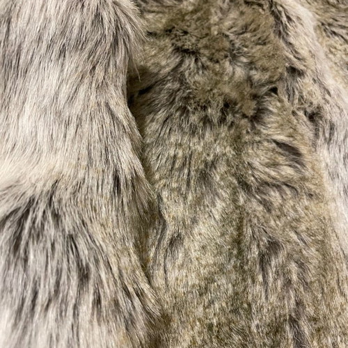 White sleeveless vest with fur new, size S