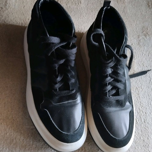 Men's shoes boot style like new, size 42, black