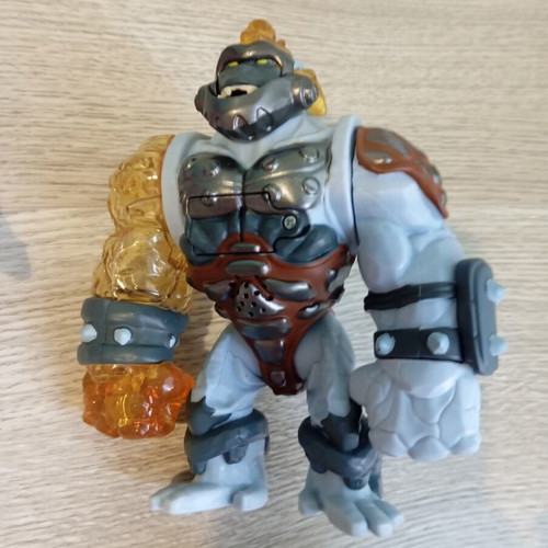Gormiti figures pack of 13 like new