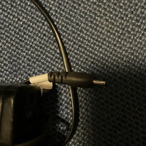 Nokia charger with pin, good condition