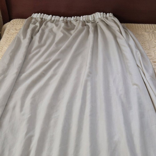 Large Curtain 1/2 Machine Made, New, 5-7m Length, 2.7m Height