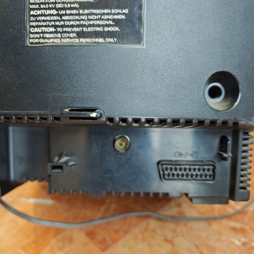 Sony Trinitron 14 inch KV-14T1D used