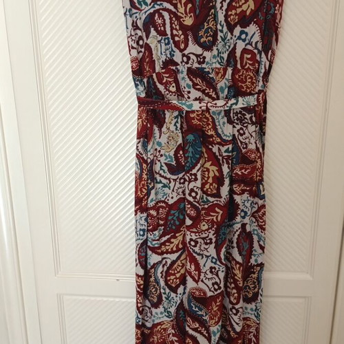 Dress with slit, XL, red, ruffled sleeves