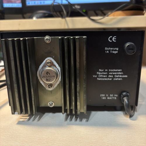 Voltcraft FPS 6A 13.8V Regulated DC Power Supply like new
